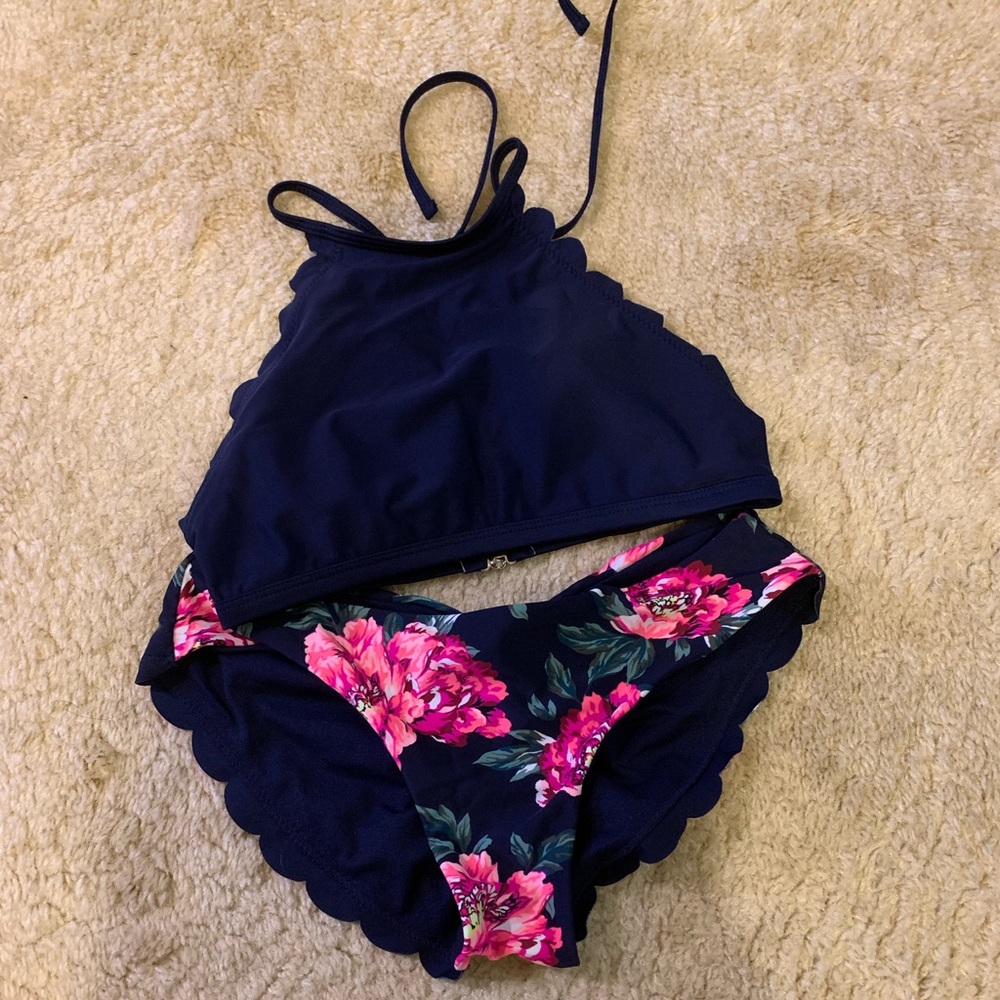 Bathing suit